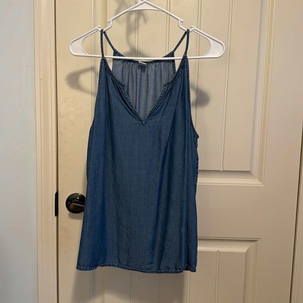 Gap camisole